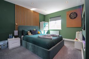 Photo 1- click for photo gallery